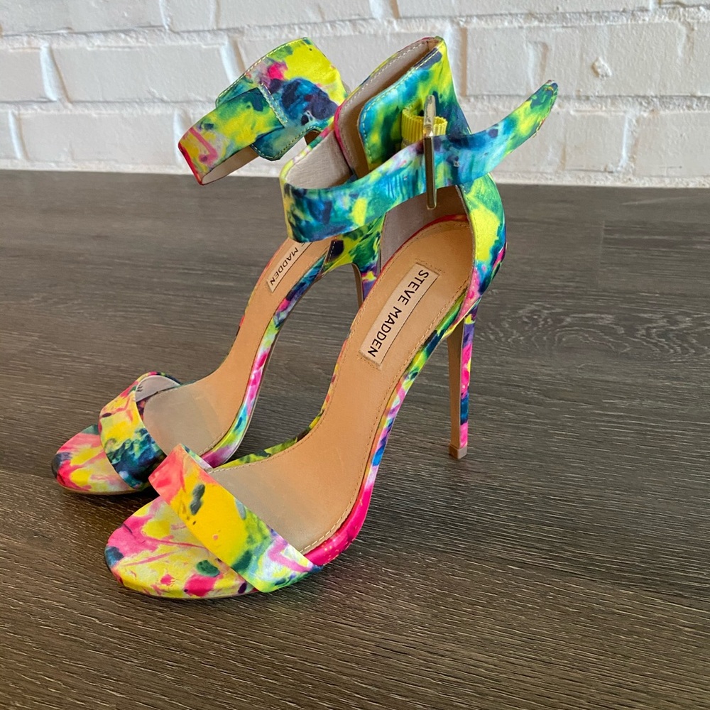 Tie-dye heels